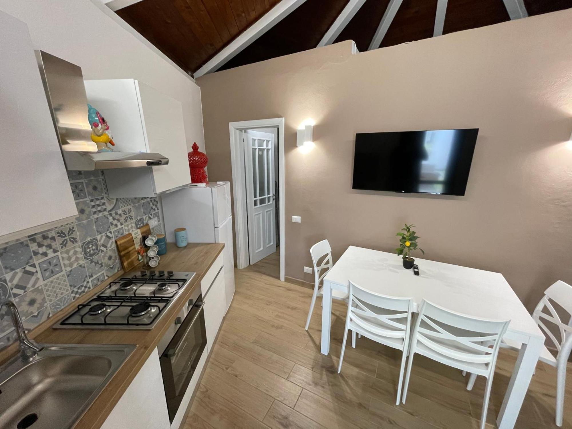 Aparthotel Soleada Club à Campofelice Di Roccella Extérieur photo